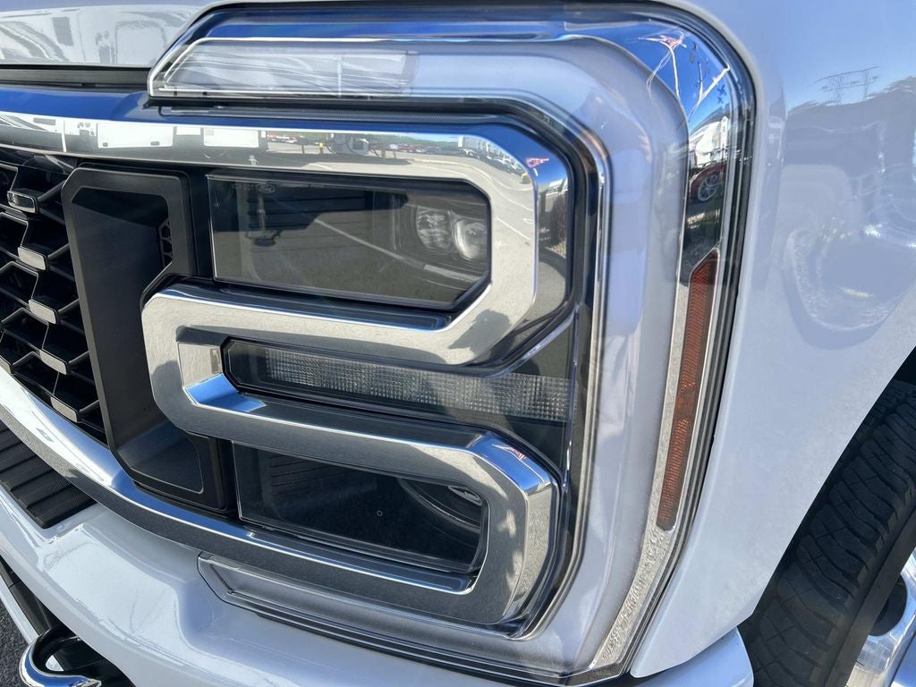 2024 Ford Super Duty F-350 DRW Pickup Platinum