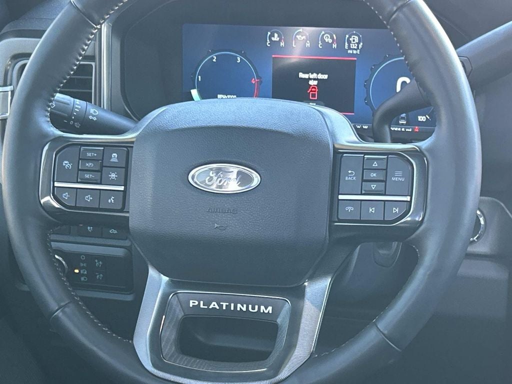 2024 Ford Super Duty F-350 DRW Pickup Platinum