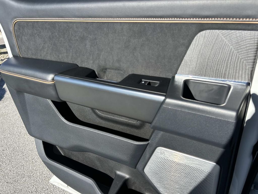 2024 Ford Super Duty F-350 DRW Pickup Platinum