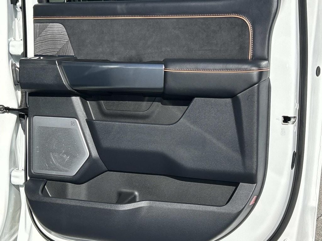 2024 Ford Super Duty F-350 DRW Pickup Platinum