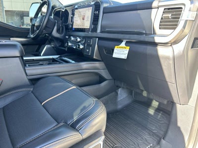 2024 Ford Super Duty F-350 DRW Pickup Platinum