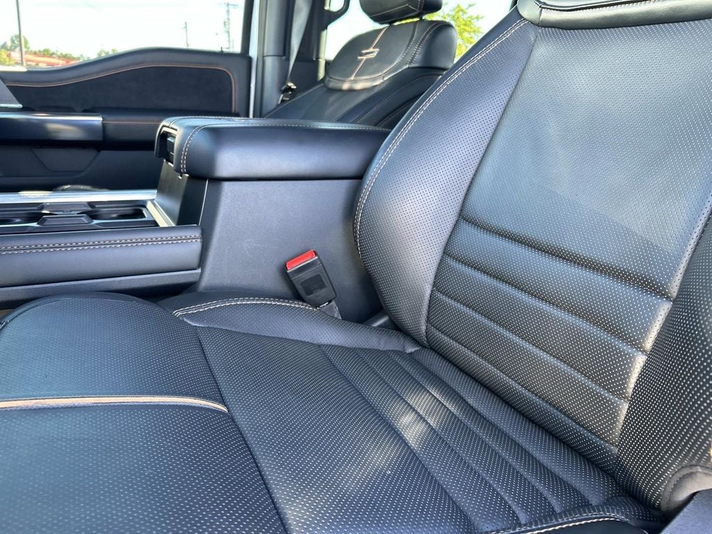2024 Ford Super Duty F-350 DRW Pickup Platinum