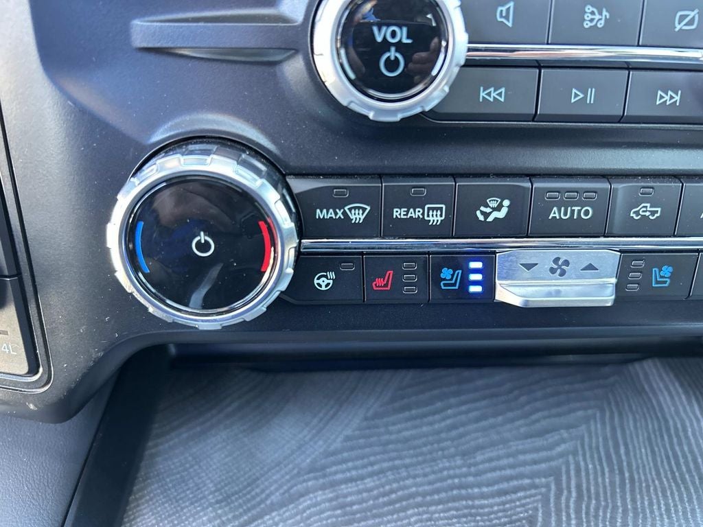 2024 Ford Super Duty F-350 DRW Pickup Platinum