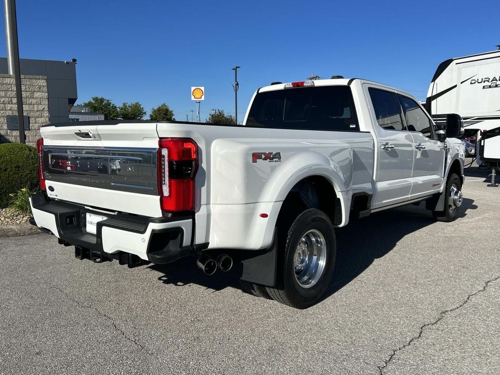 2024 Ford Super Duty F-350 DRW Pickup Platinum