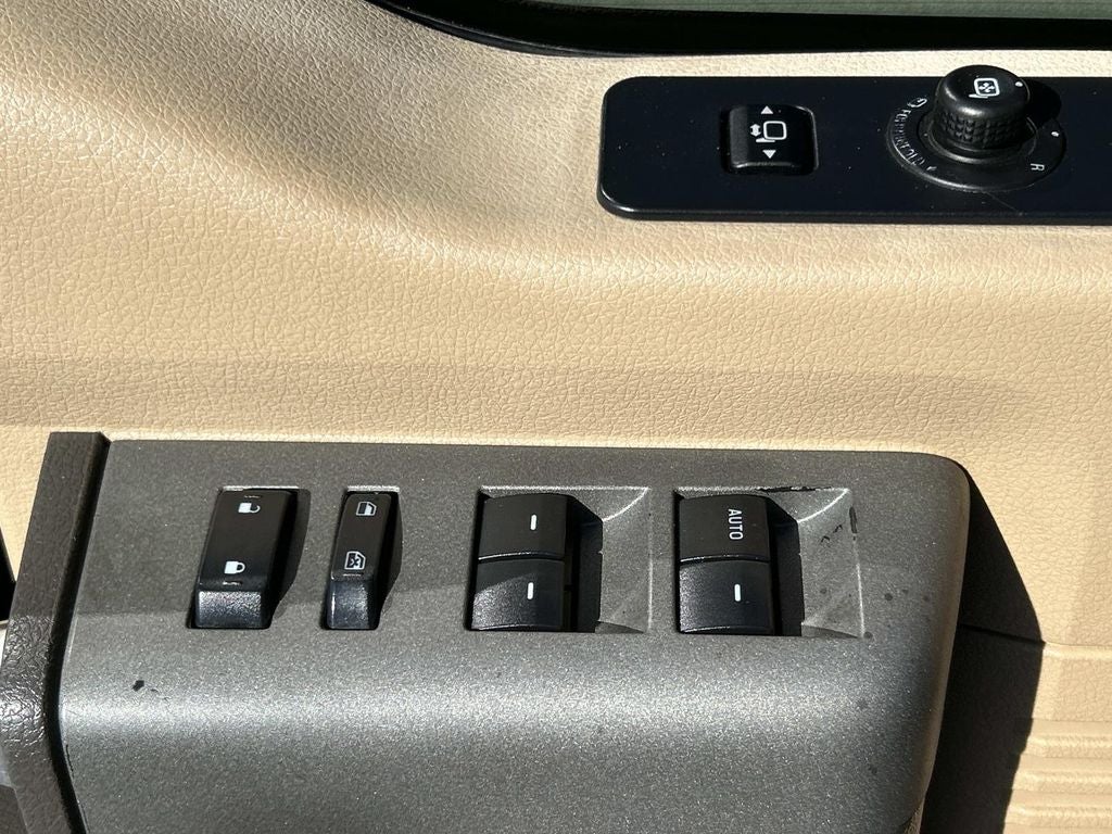 2012 Ford Super Duty F-350 DRW Pickup Lariat
