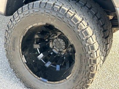 2022 Ford Super Duty F-350 DRW Pickup XLT