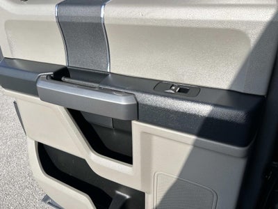 2022 Ford Super Duty F-350 DRW Pickup XLT