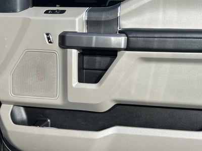2022 Ford Super Duty F-350 DRW Pickup XLT