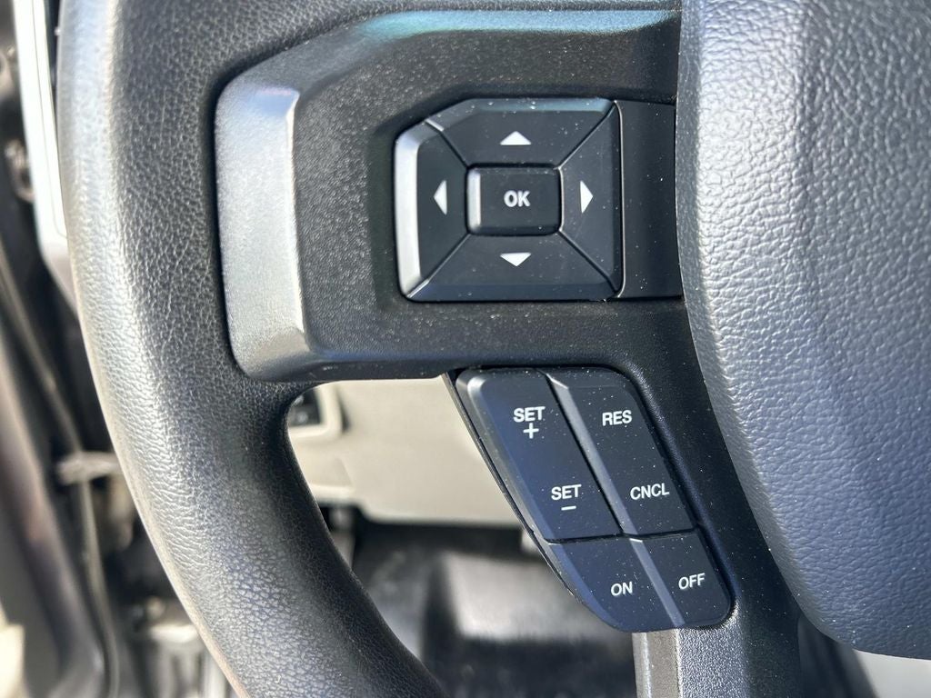 2022 Ford Super Duty F-350 DRW Pickup XLT