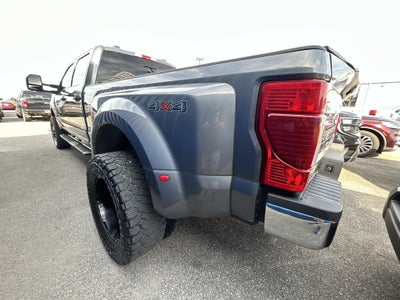 2022 Ford Super Duty F-350 DRW Pickup XLT
