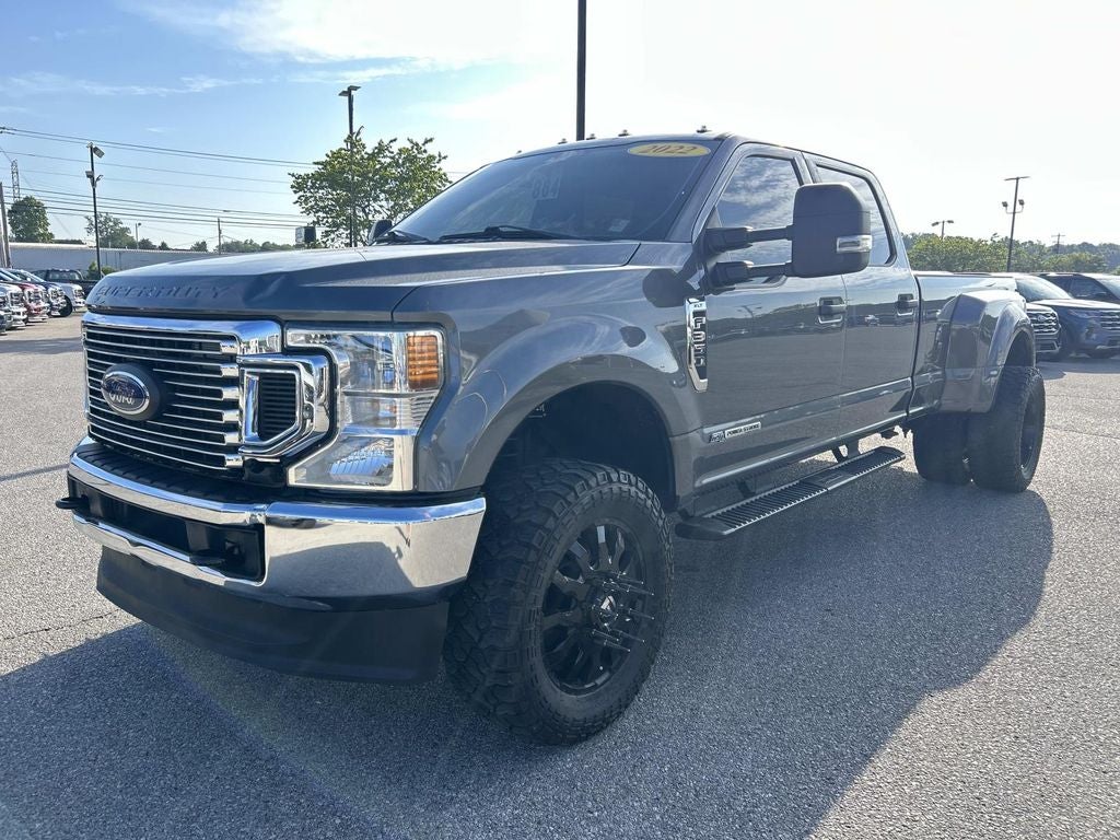2022 Ford Super Duty F-350 DRW Pickup XLT