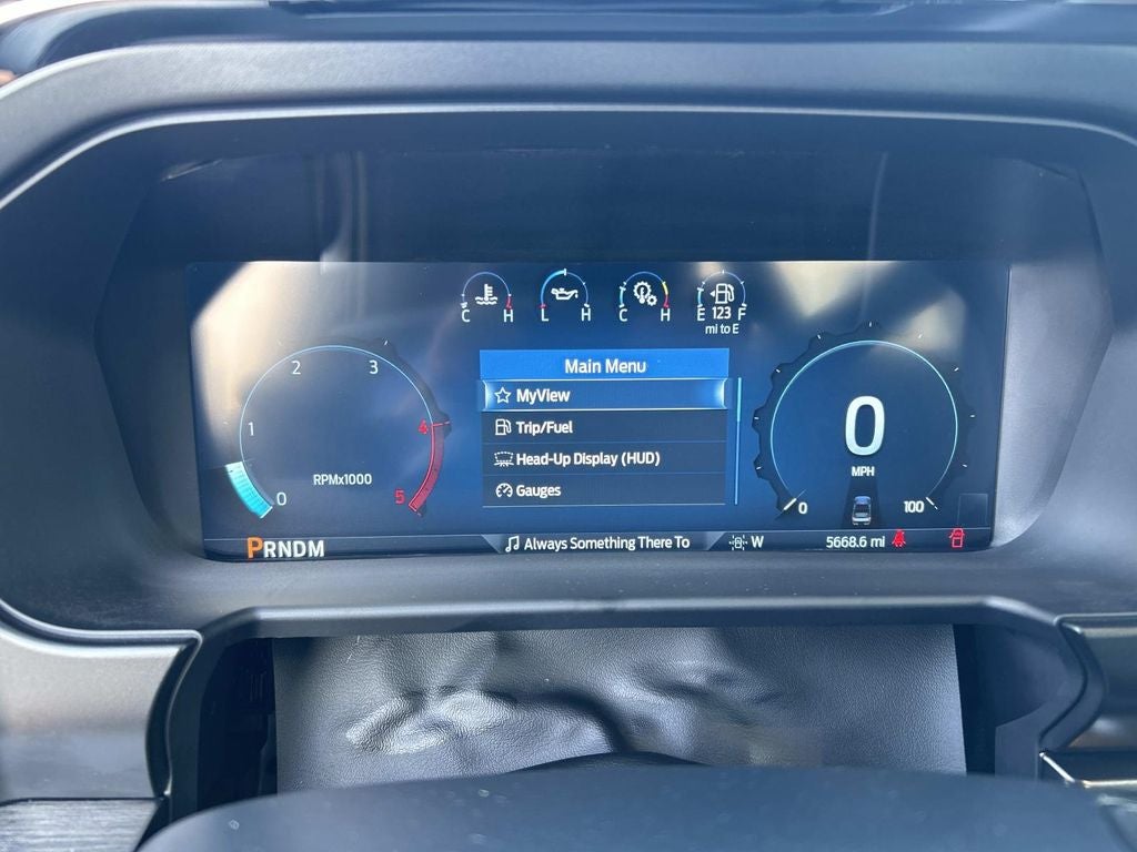 2025 Ford Super Duty F-350 DRW Pickup Lariat