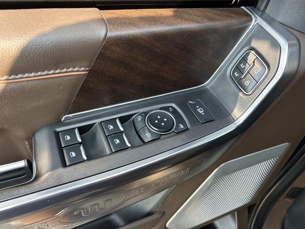 2024 Ford Super Duty F-450 Pickup King Ranch DRW