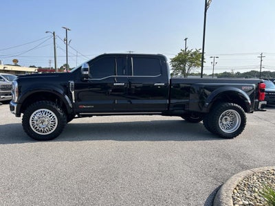 2024 Ford Super Duty F-450 Pickup King Ranch DRW