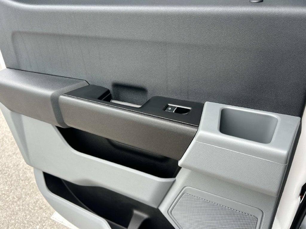 2026 Ford Super Duty F-450 Pickup XL DRW