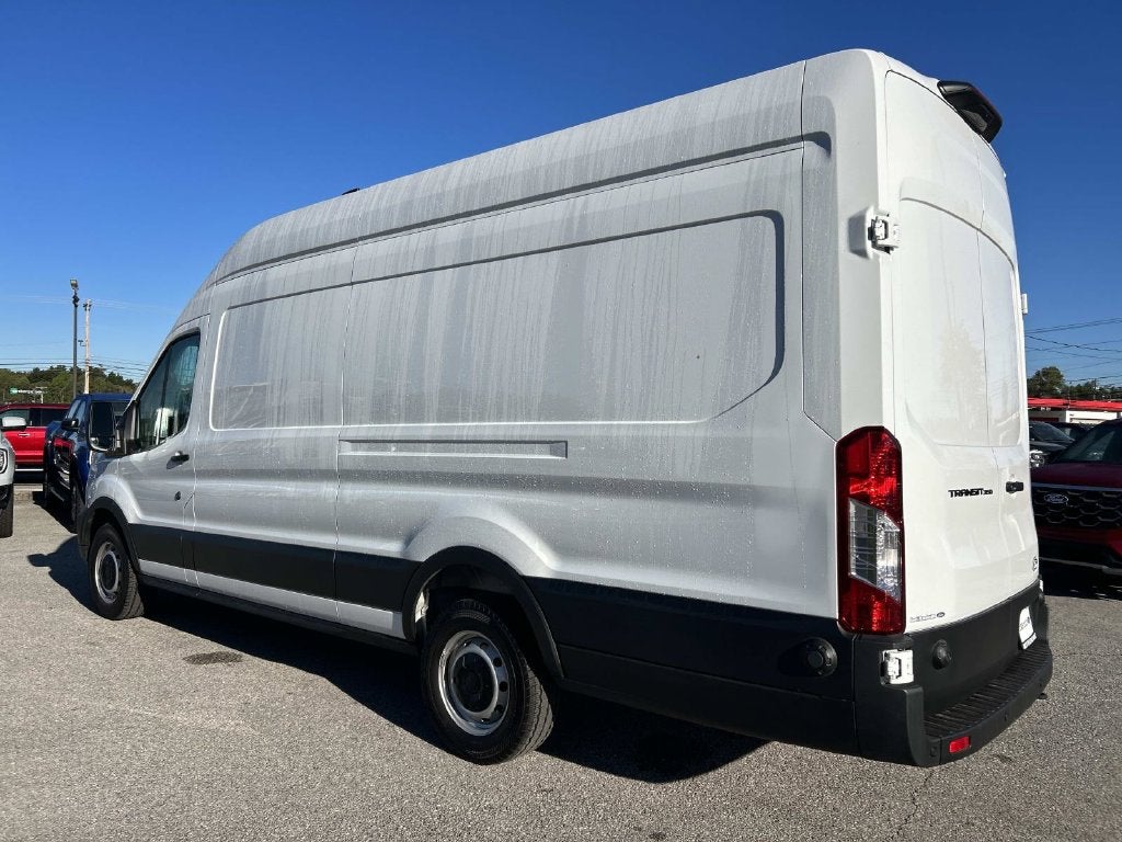 2026 Ford Transit Cargo Van Base