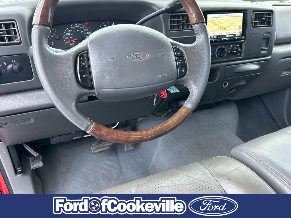 2002 Ford Super Duty F-250 Lariat