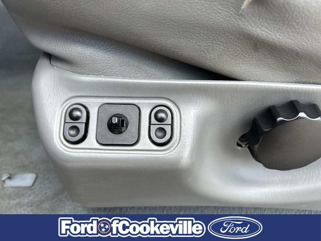 2002 Ford Super Duty F-250 Lariat