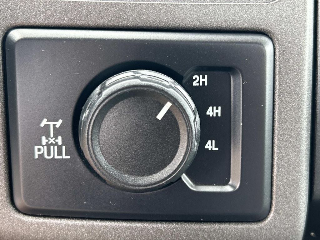 2022 Ford Super Duty F-350 SRW Pickup XL