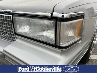 1988 Cadillac Fleetwood d'Elegance