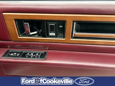 1988 Cadillac Fleetwood d'Elegance