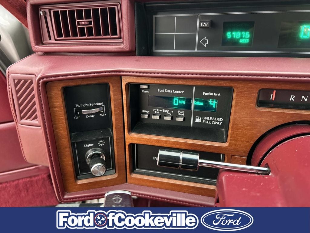 1988 Cadillac Fleetwood d'Elegance