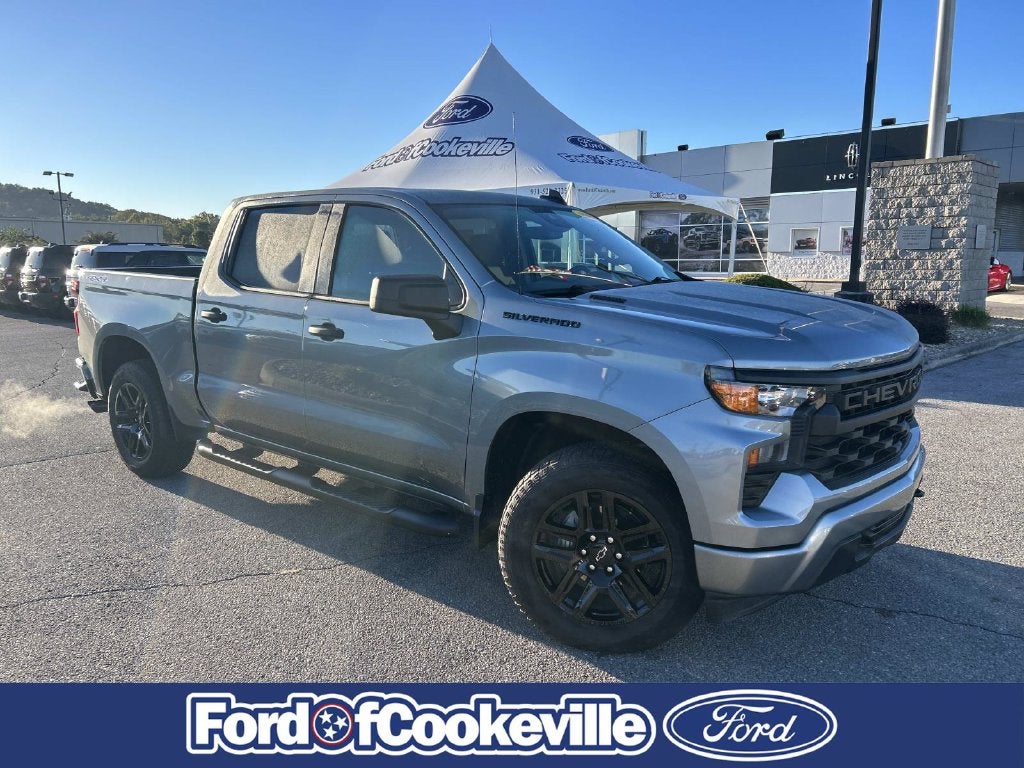 2025 Chevrolet Silverado 1500 Custom