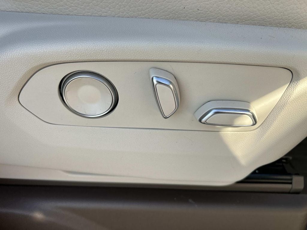 2023 GMC Yukon Denali Denali