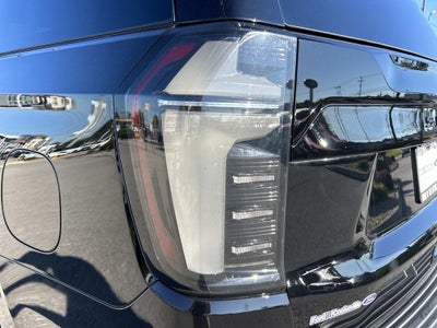 2025 Chevrolet Suburban Z71