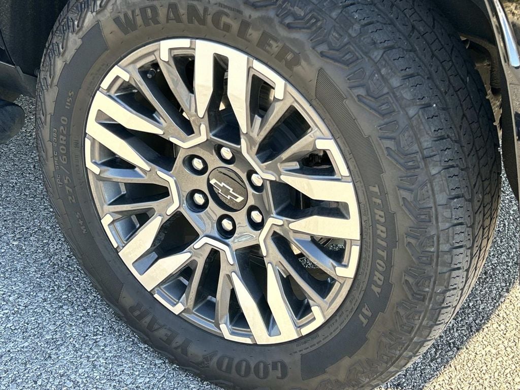 2025 Chevrolet Suburban Z71