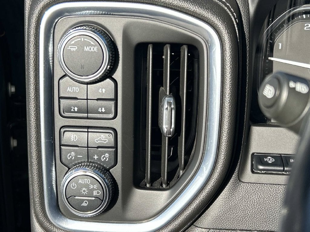 2022 GMC Sierra 3500HD Denali
