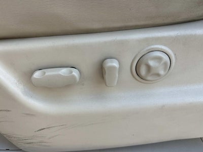 2007 Cadillac Escalade Base