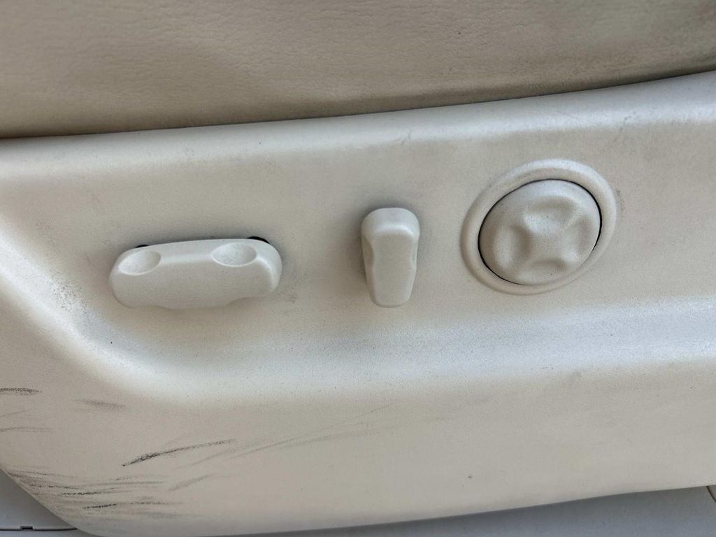 2007 Cadillac Escalade Base