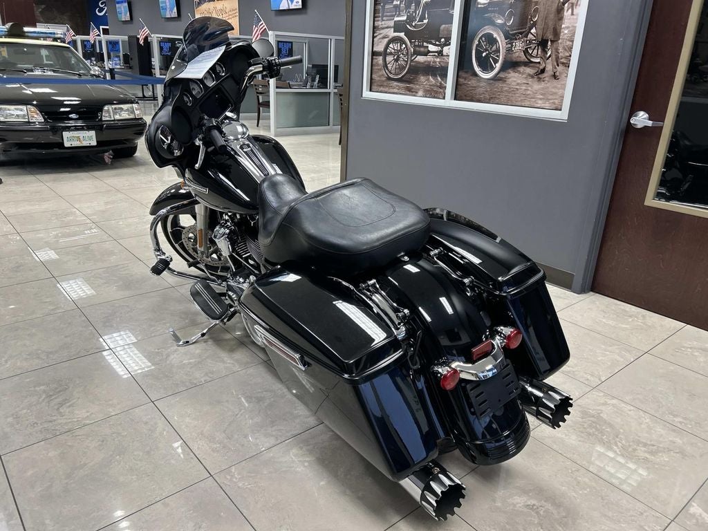 2023 Harley-Davidson Touring Base