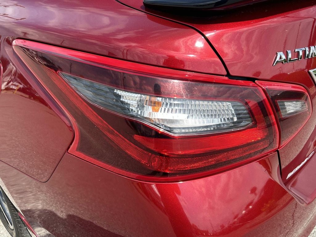 2017 Nissan Altima 2.5 SR
