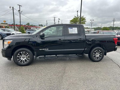 2024 Nissan Titan SV
