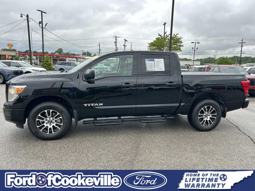 2024 Nissan Titan SV