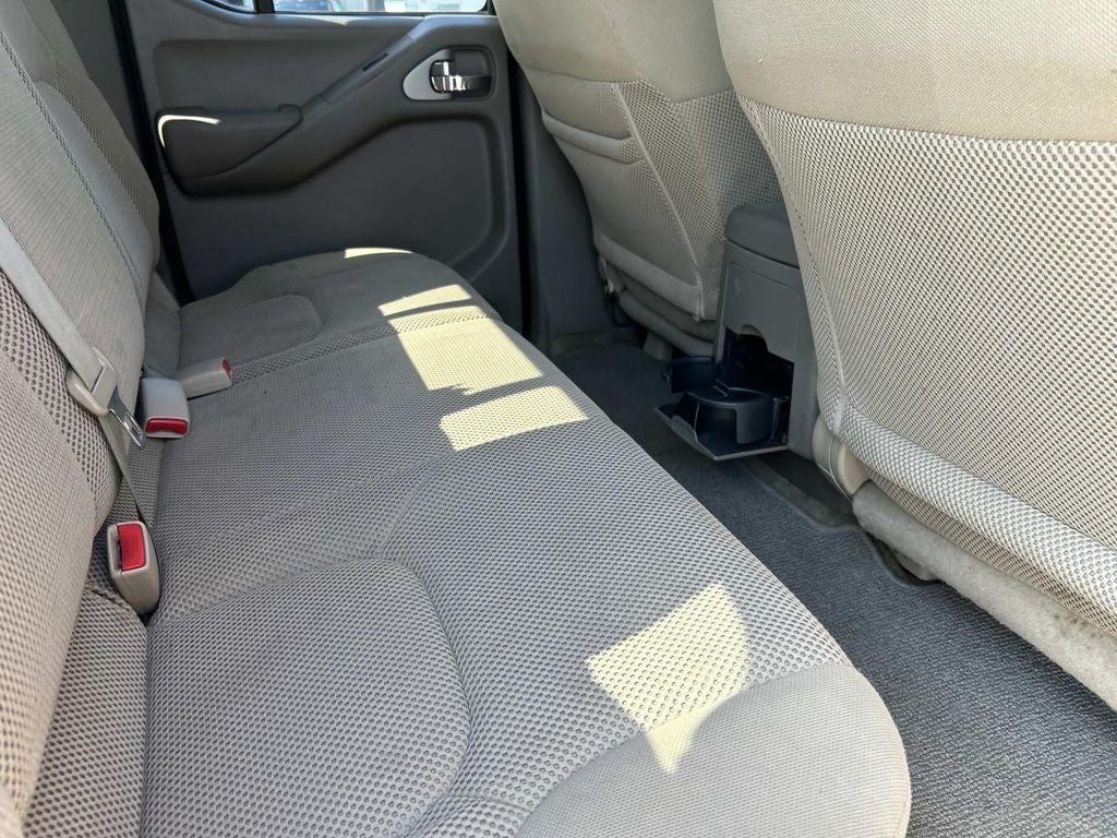 2016 Nissan Frontier SV