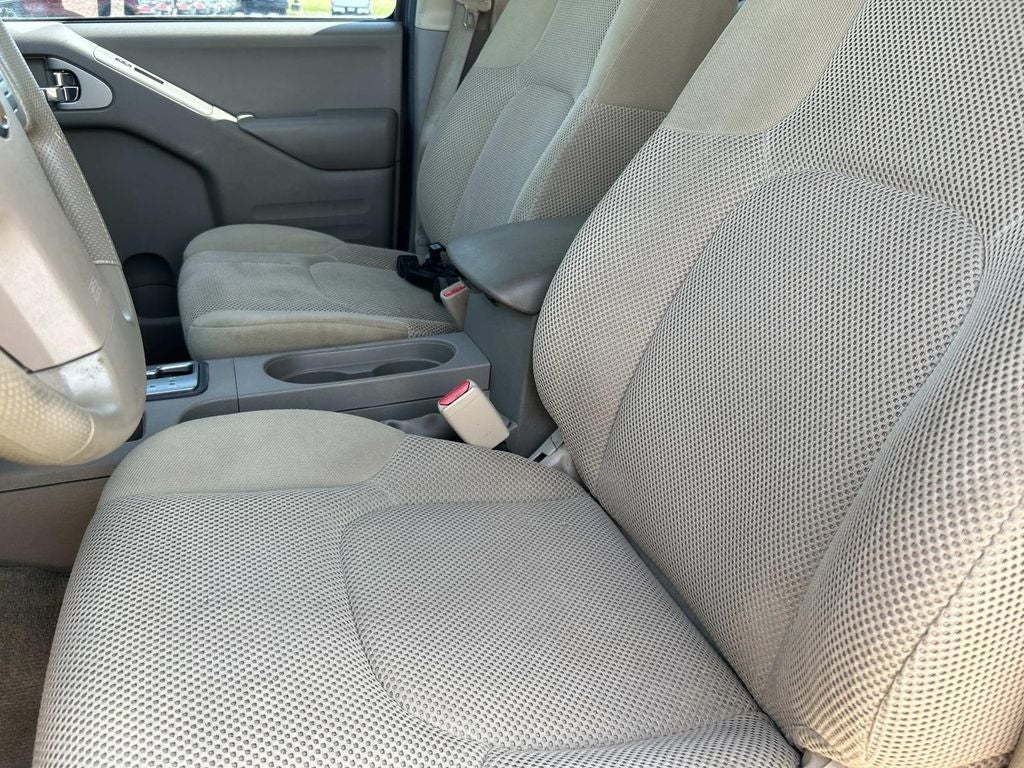 2016 Nissan Frontier SV