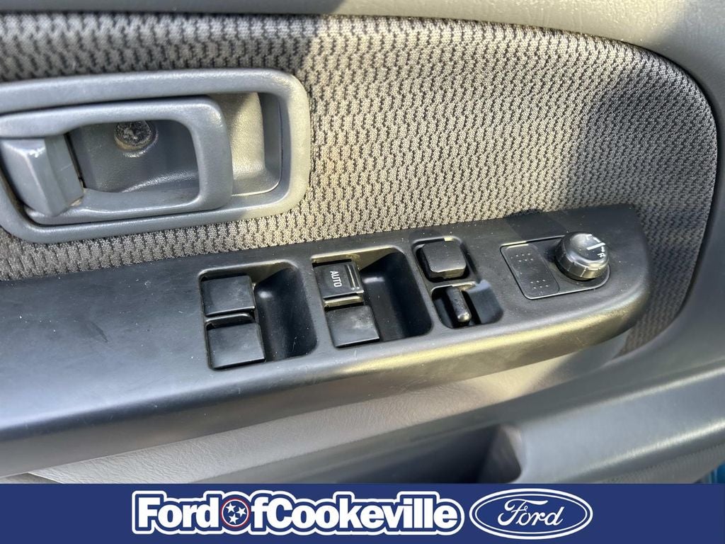 2002 Nissan Frontier XE V6