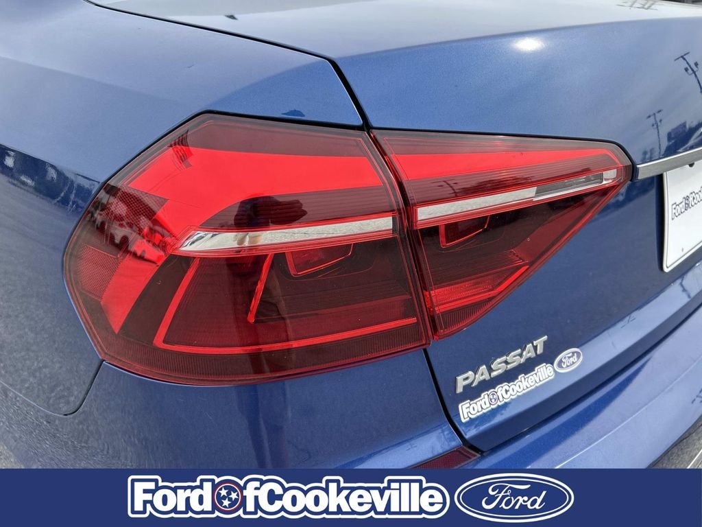 2017 Volkswagen Passat 1.8T R-Line