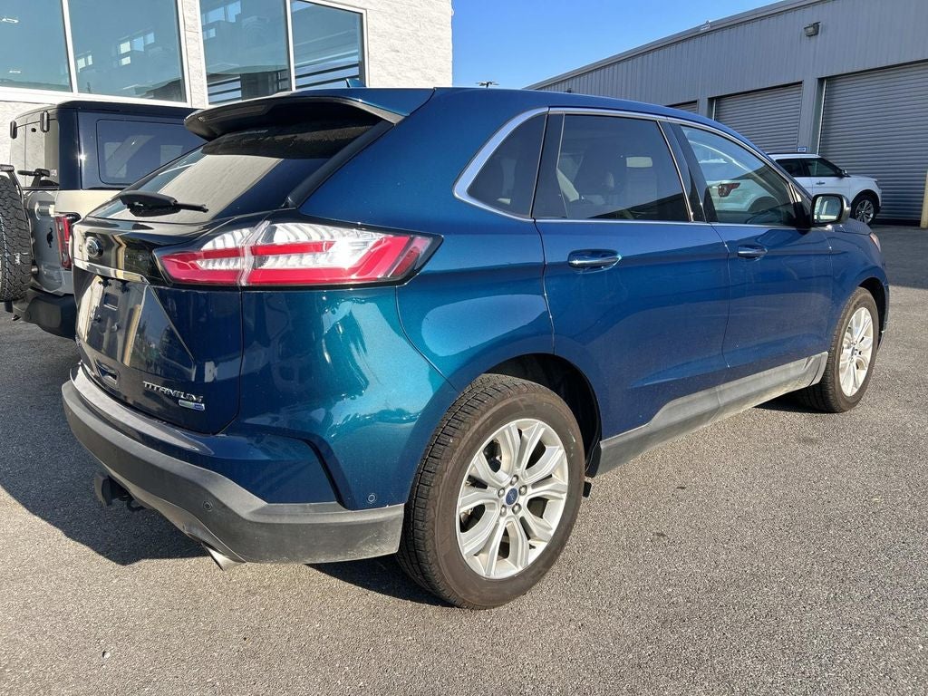 2020 Ford Edge Titanium