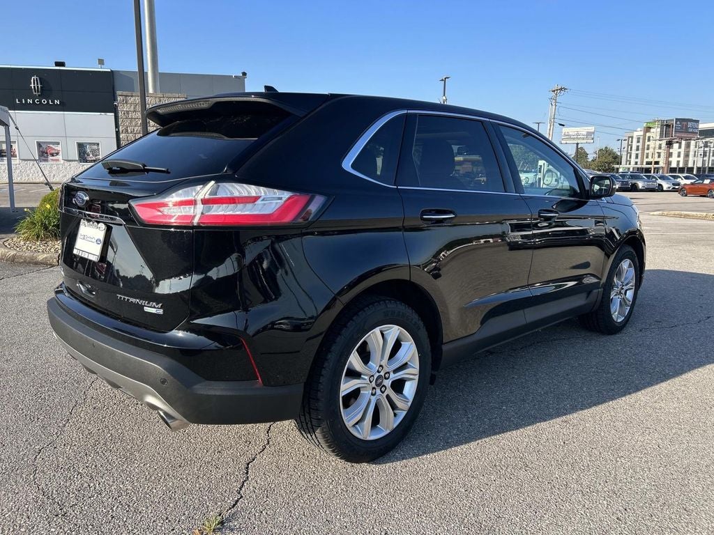 2020 Ford Edge Titanium