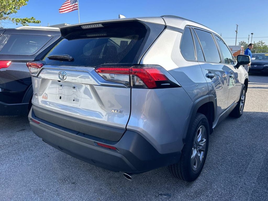 2025 Toyota RAV4 XLE