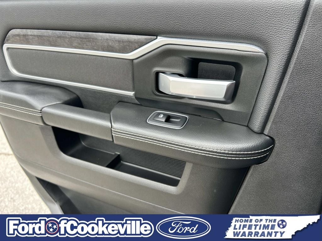 2024 RAM 2500 Big Horn BLACK WIDOW