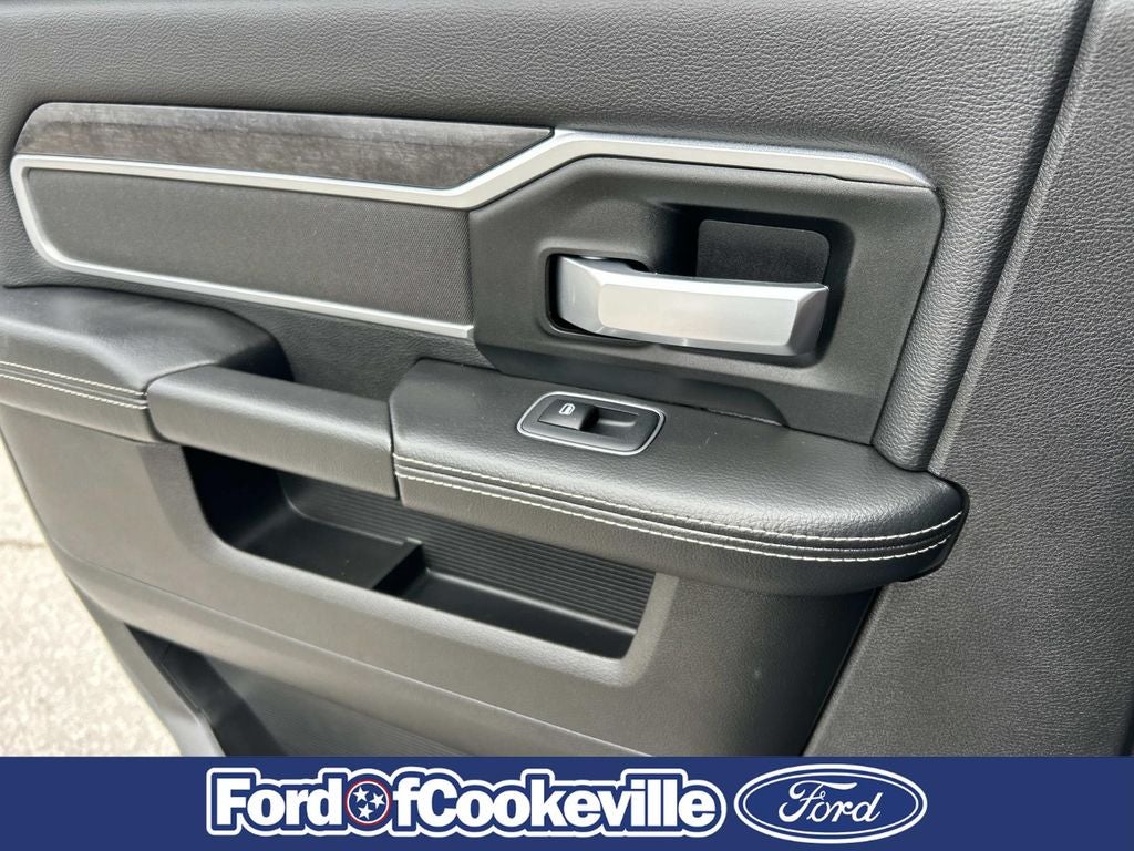 2024 RAM 2500 Big Horn BLACK WIDOW