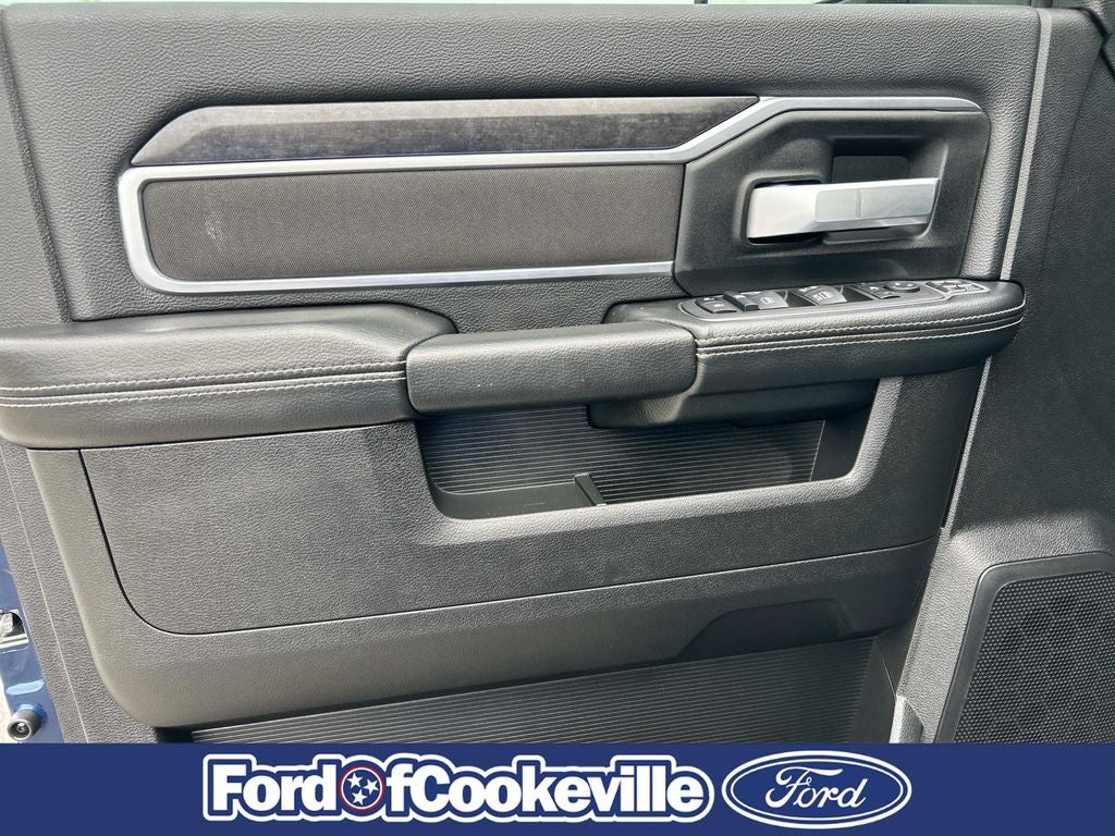 2024 RAM 2500 Big Horn BLACK WIDOW