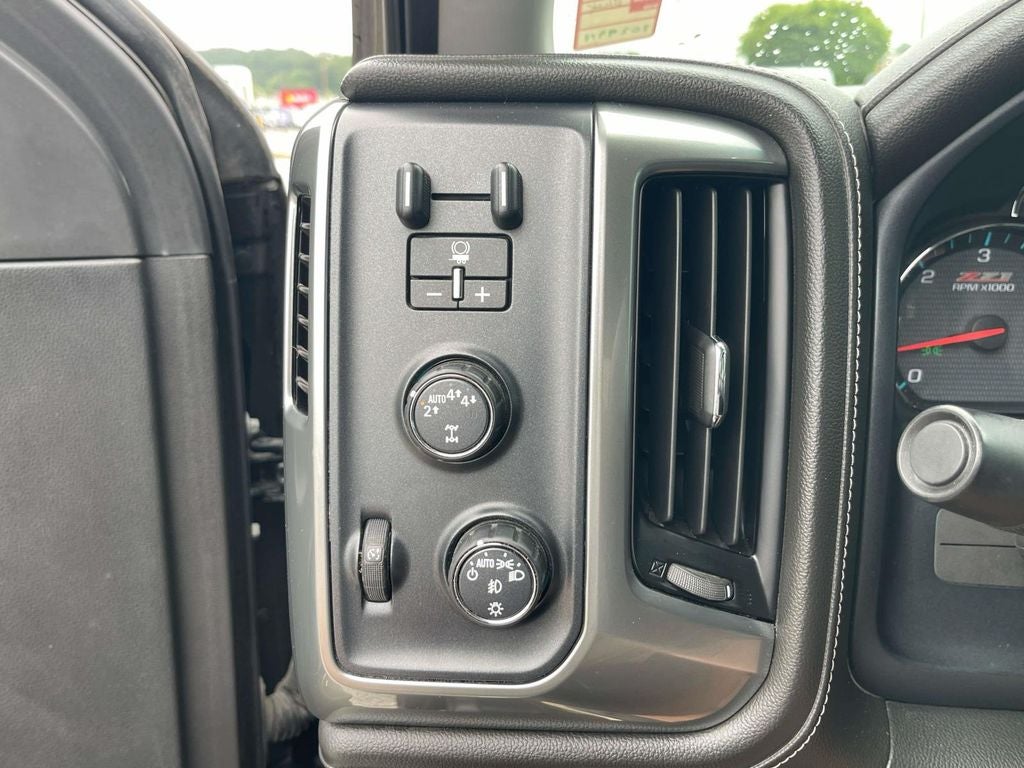 2018 Chevrolet Silverado 1500 LTZ 2LZ