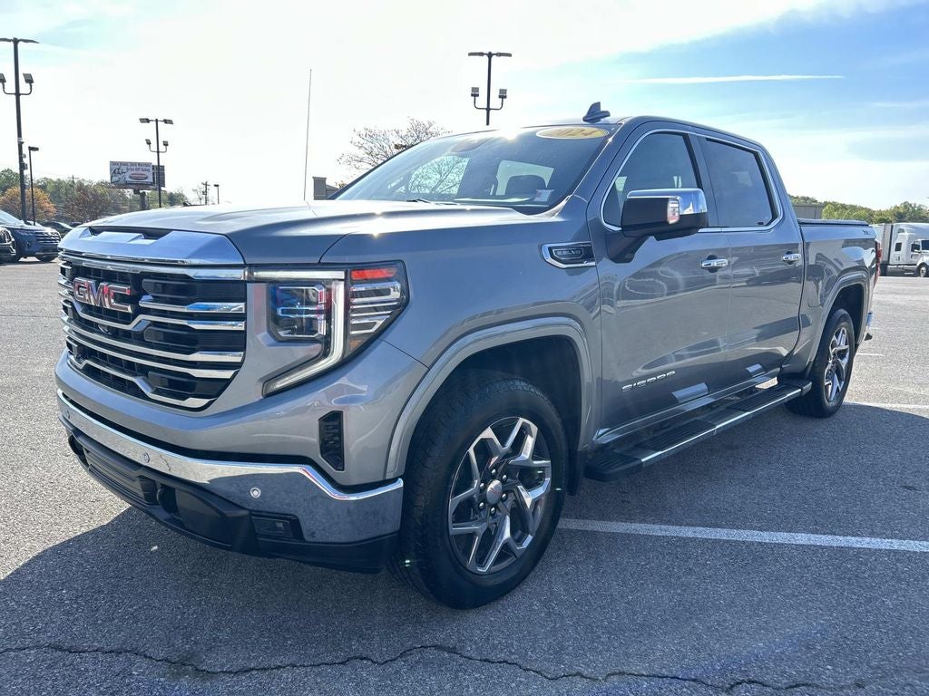 2024 GMC Sierra 1500 SLT