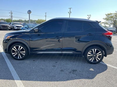 2020 Nissan Kicks SR